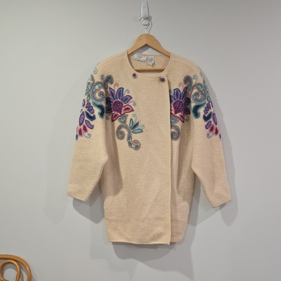 Retro 80's/90's Embroidered Cream Wool Sweater/Jacket - Picture 1 of 14